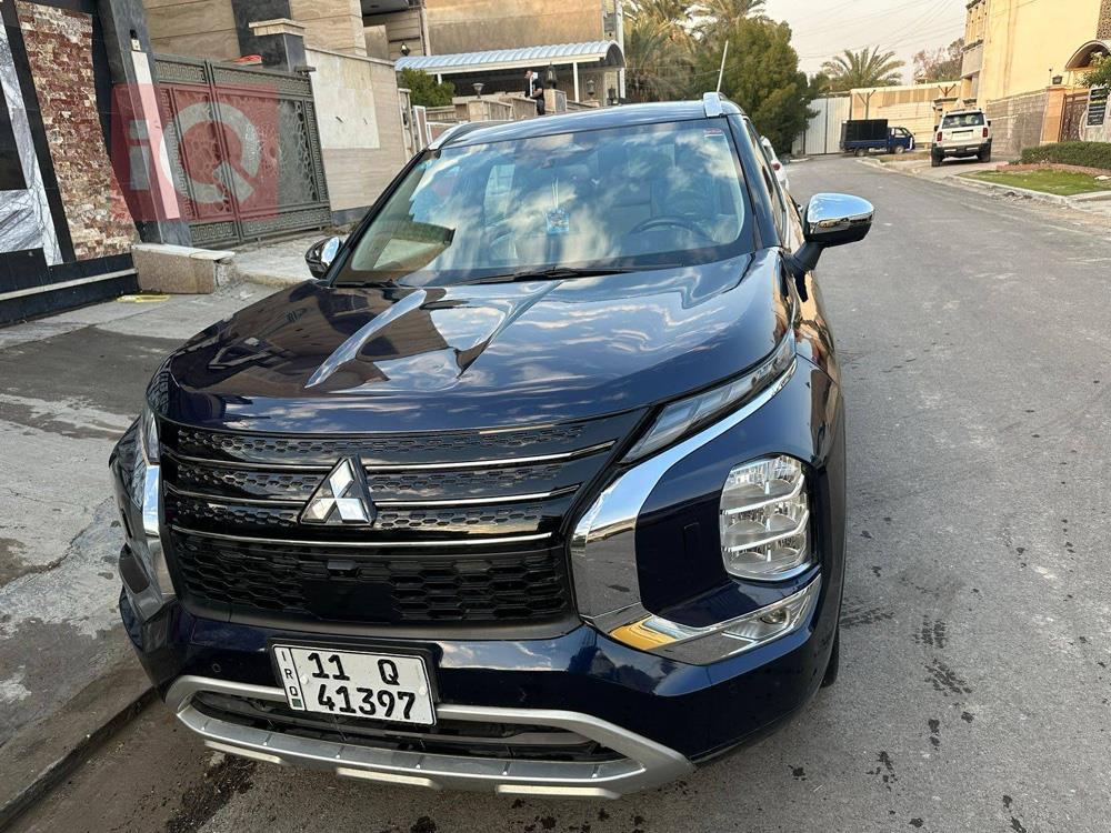 میتسوبیشی ئاوتلاندەر